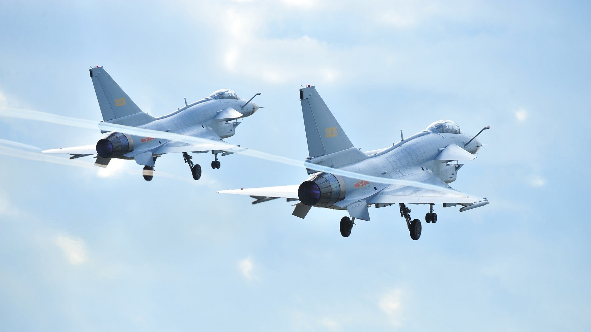 五大联赛中小俱乐部如何应对金元时代挑战,五大联赛各俱乐部之间的关系