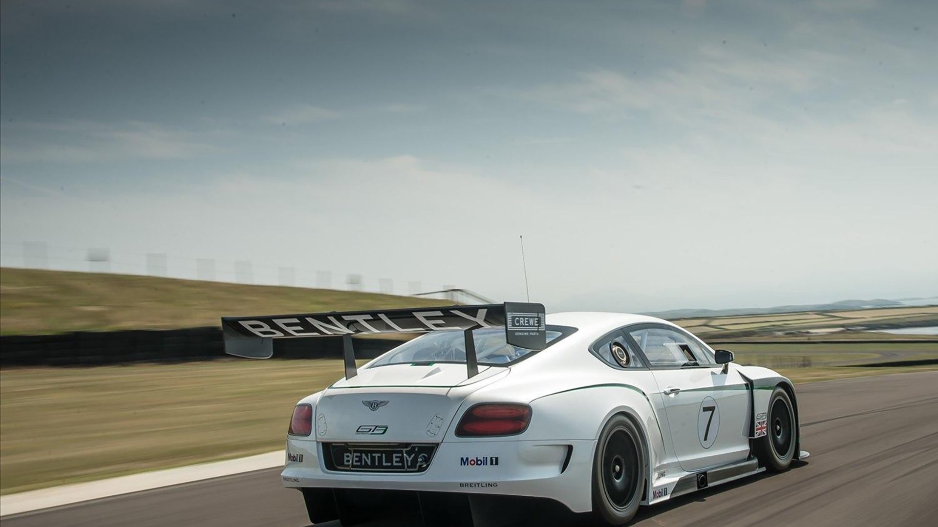 爱游戏官网-乒乓球混双项目表现强劲组合默契十足，乒乓球混双是新增项目吗