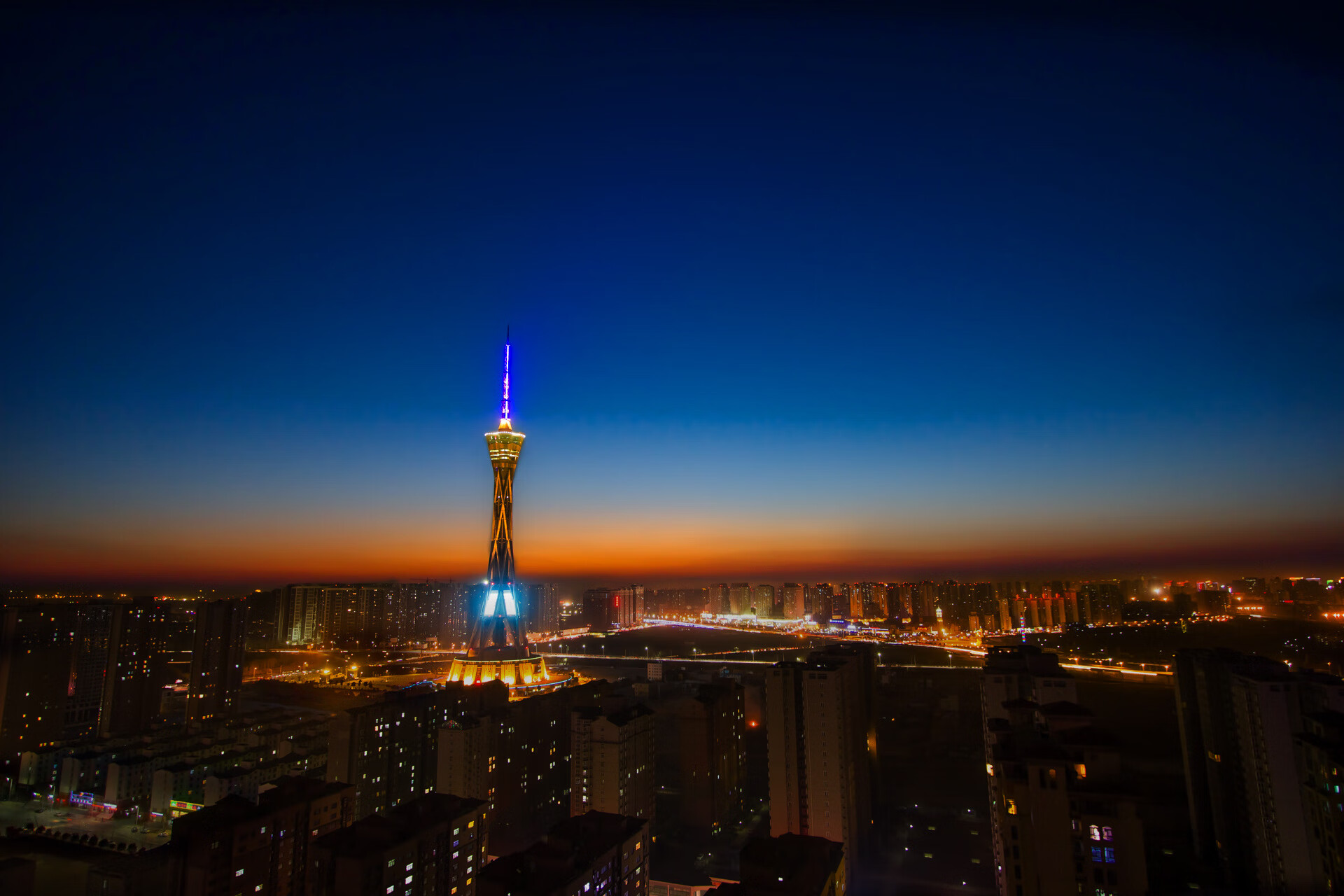 爱游戏娱乐平台-混合泳突尼斯全能选手大放异彩，混合泳比赛规则